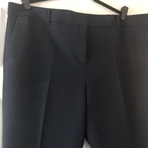 Navy Ann Taylor crop trousers